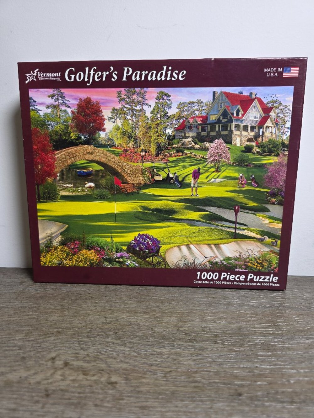 Golfer's Paradise - 1000 Piece Jigsaw Puzzle by Vermont Christmas Company
